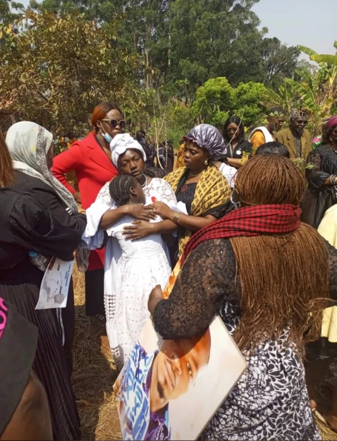 Deuil, chants, larmes, Bamileke Culture